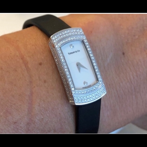 Tiffany and Co 18k and Diamond watch - Picture 2 of 11